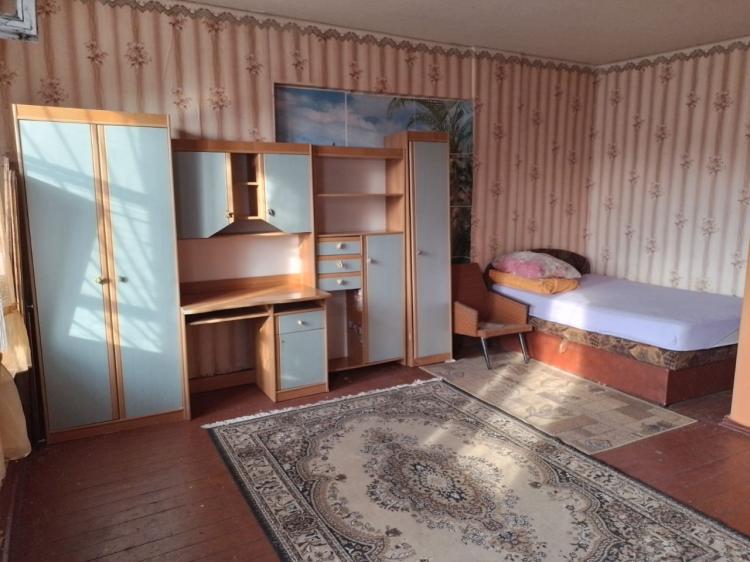 Однокімнатна квартира ( оренда ) - Покровськ (ID: 3713) - Фото #1